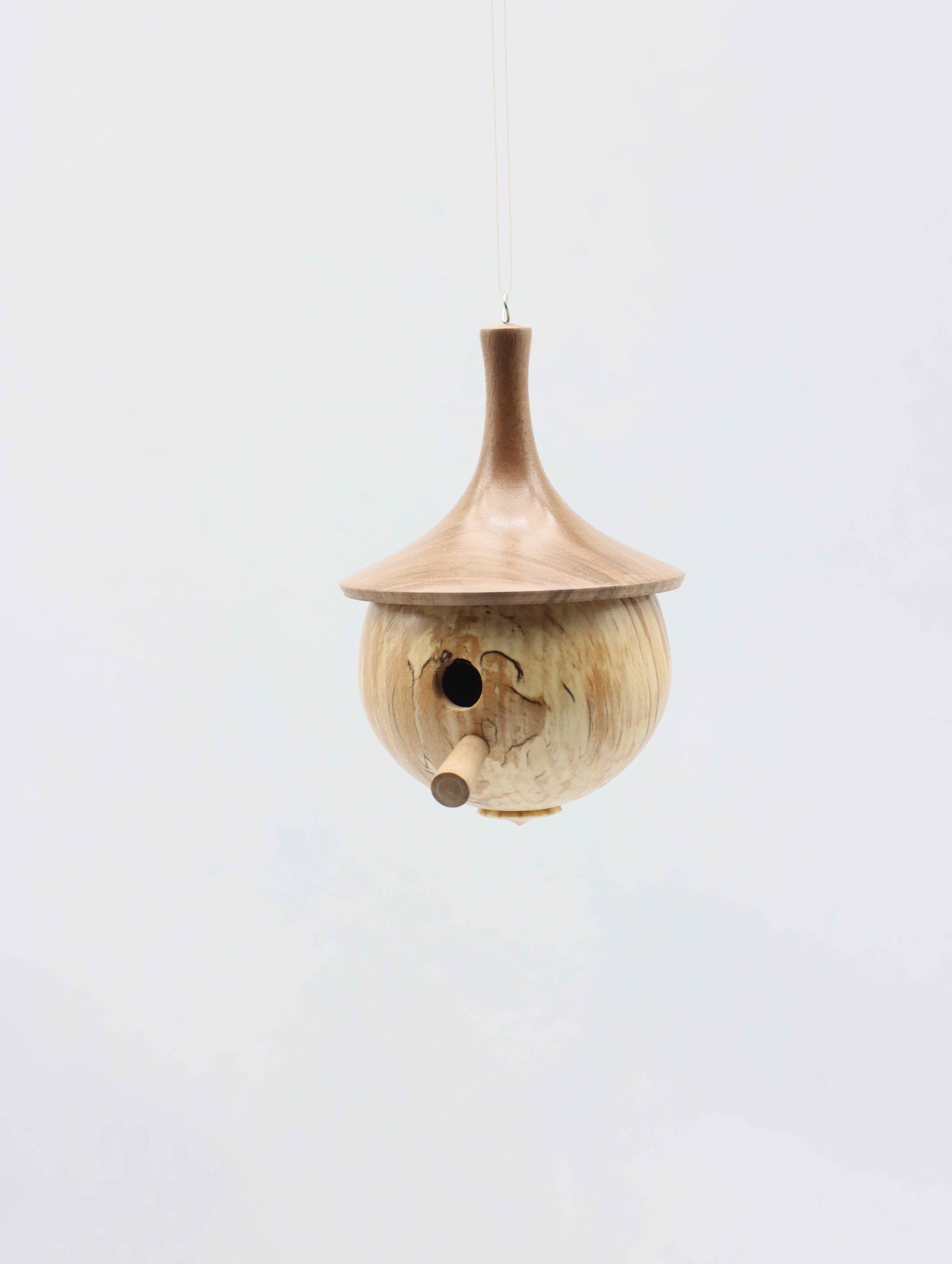 nichoir décoratif (noyer, hêtre )